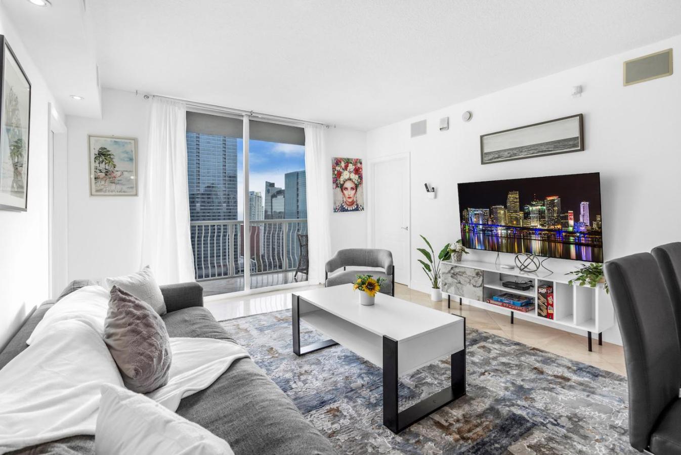 Spacious 2 Bed Unit In Brickell With Free Parking Miami Exterior photo